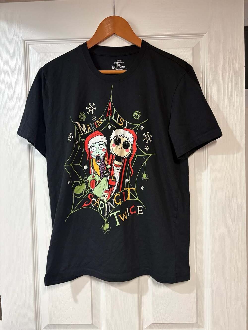 Disney The Nightmare Before Christmas Graphic T-Shirt Size L Black Making A List